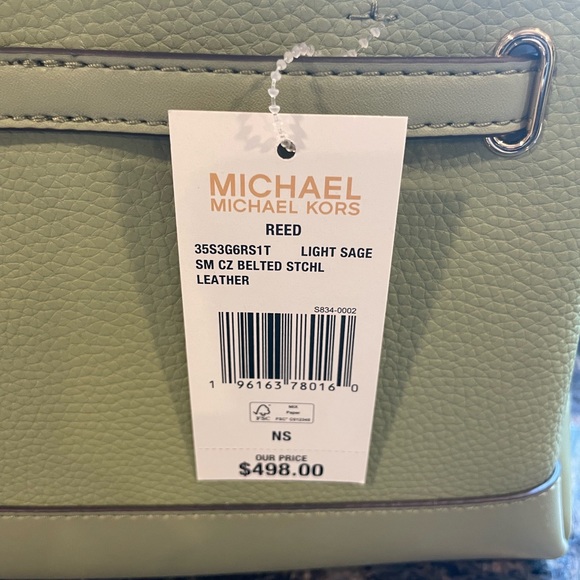 Michael Kors Light Sage small purse and card holder. - Picture 4 of 7